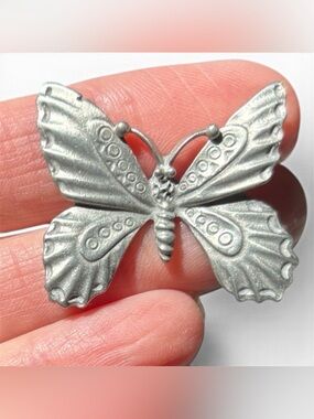 Vintage Lindsay Claire Designs Pewter Butterfly